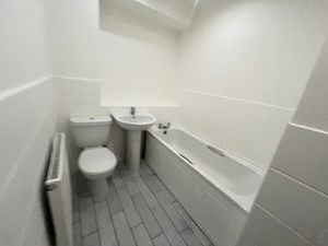 Photo 40- click for photo gallery